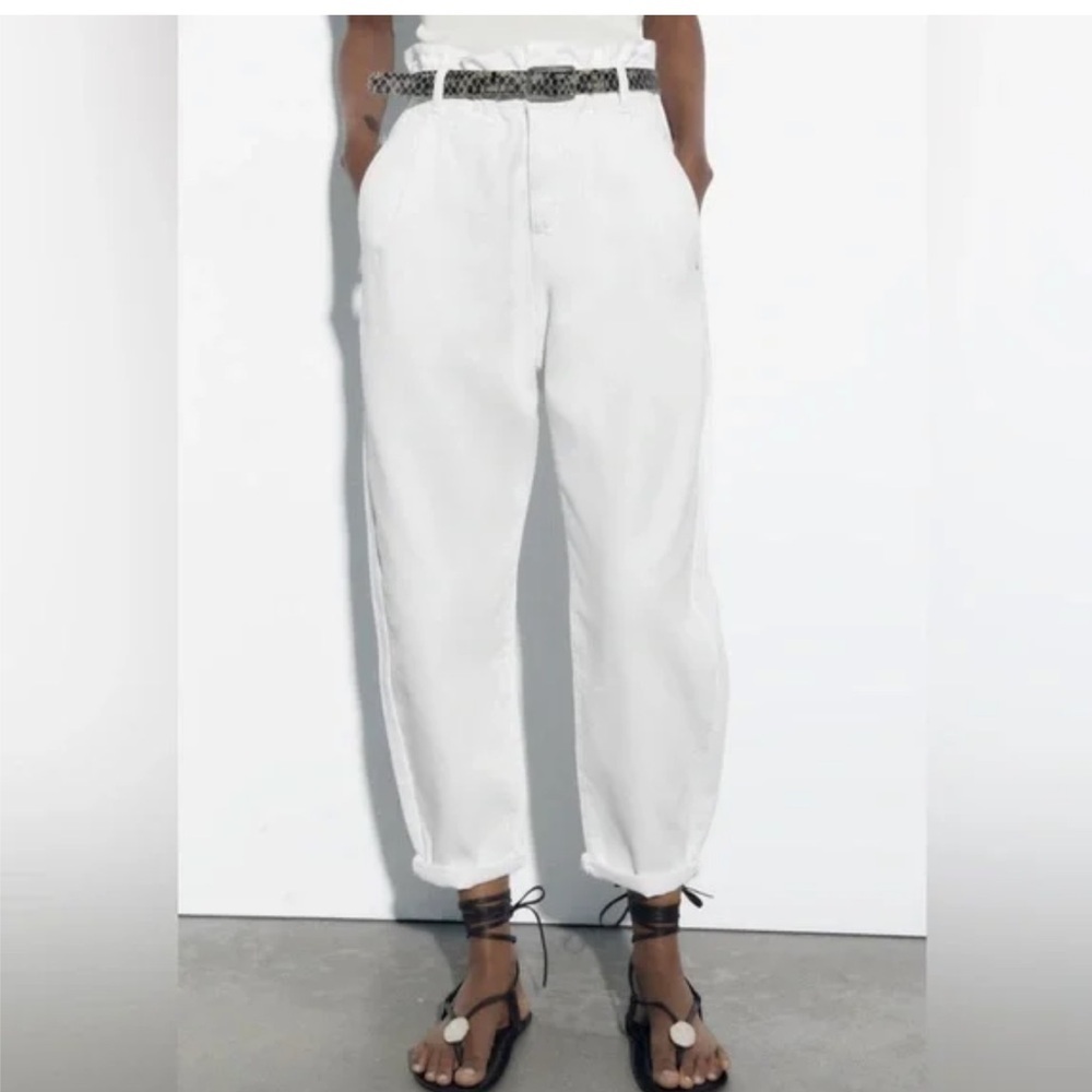 ✅ NWT Zara White High Rise Jeans with Modern Relaxed Fit size M